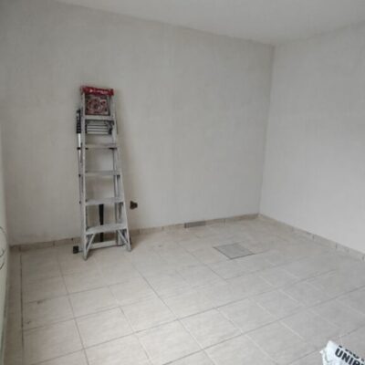 Casa en esquina, remodelada , Santa Sofia , cerca de Gasolinera  Blvd. Mieleras..