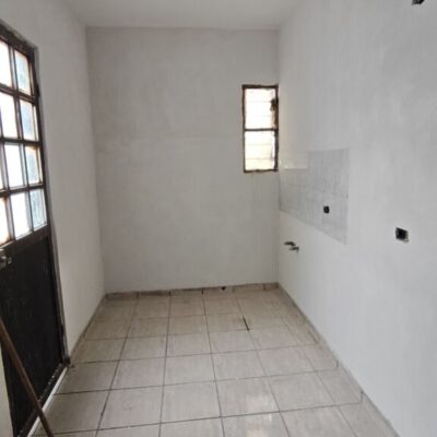 Casa en esquina, remodelada , Santa Sofia , cerca de Gasolinera  Blvd. Mieleras..