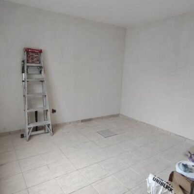 Casa en esquina, remodelada , Santa Sofia , cerca de Gasolinera  Blvd. Mieleras..
