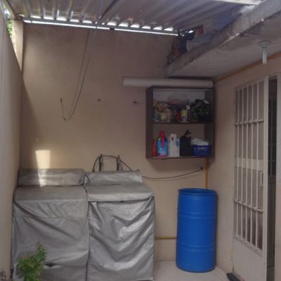 Casa Amplia en Esquina, 2 Plantas, San Felípe, Cerca de la Av. Bravo y Periférico