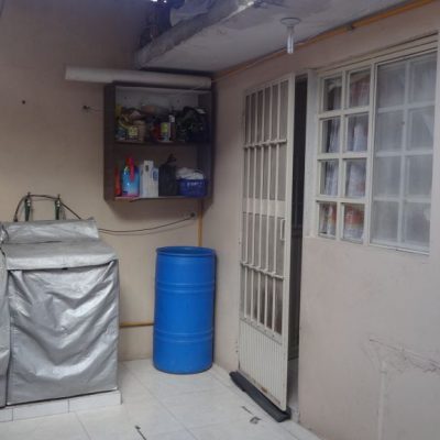 Casa Amplia en Esquina, 2 Plantas, San Felípe, Cerca de la Av. Bravo y Periférico