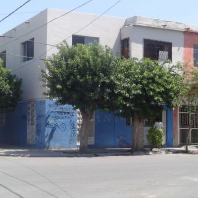 Casa para comercio 2 Plantas en Esquina, Gomez Centro, a 3 Cuadras del Blvd. Aleman