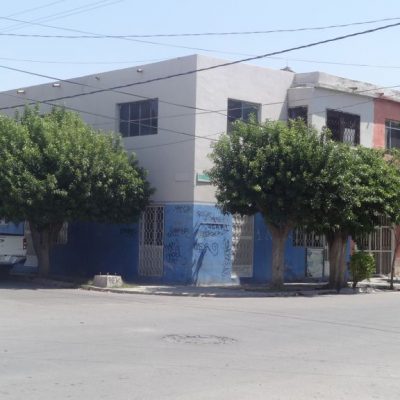 Casa para comercio 2 Plantas en Esquina, Gomez Centro, a 3 Cuadras del Blvd. Aleman