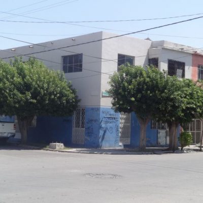 Casa para comercio 2 Plantas en Esquina, Gomez Centro, a 3 Cuadras del Blvd. Aleman