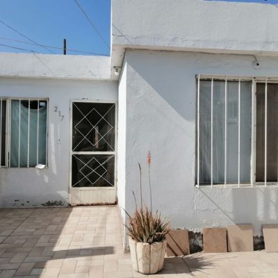 Casa C. Magdalena Mondragón, Col. Centro, entre Escobedo y Ocampo.