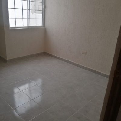 Casa Remodelada Real del Sol, “Mejor que nueva” cerca del merca-ahorro Abastos.