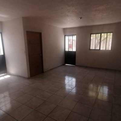 Casa Remodelada Real del Sol, “Mejor que nueva” cerca del merca-ahorro Abastos.