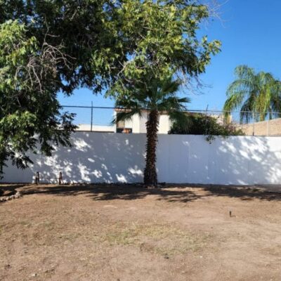Casa amplia, Ideal para Oficina o Clinica, Col. Amp. los Angeles, a 100 mts. Plaza del Eco.