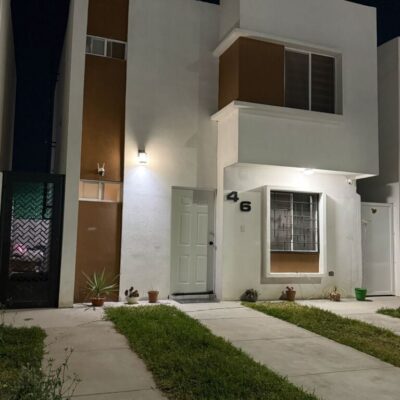 Casa 2 Plantas en venta, Fracc. Cerrado Loma real V, Carretera a Santa fe, cerca del Mercahorro Abastos