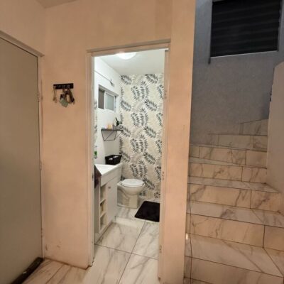 Casa 2 Plantas en venta, Fracc. Cerrado Loma real V, Carretera a Santa fe, cerca del Mercahorro Abastos