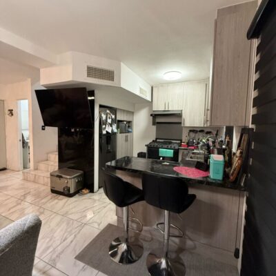 Casa 2 Plantas en venta, Fracc. Cerrado Loma real V, Carretera a Santa fe, cerca del Mercahorro Abastos