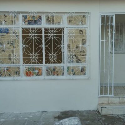 Casa Col. Victoria, Av. principal, cerca del mercado alianza, recien remodelada.
