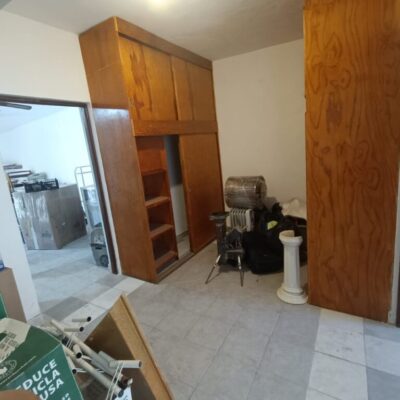Casa Col. Victoria, Av. principal, cerca del mercado alianza, recien remodelada.