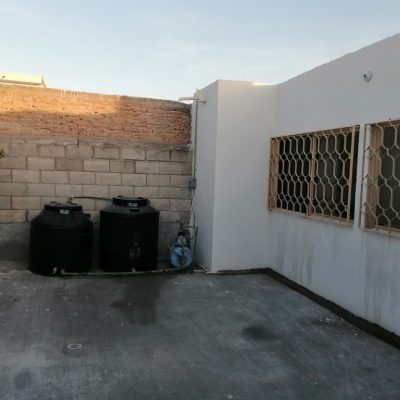 Casa Remodelada, Col. Centro, cerca de la Clinica de especialidades del IMSS