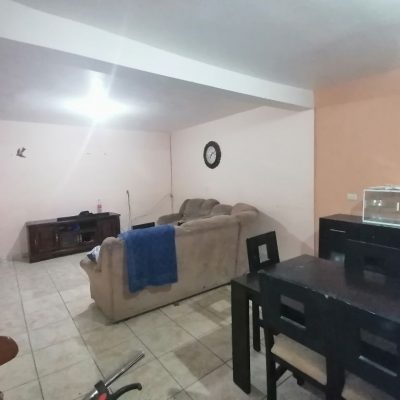 Casa Nueva de 2 Plantas, en Nuevo Gómez, Calzada del Canal