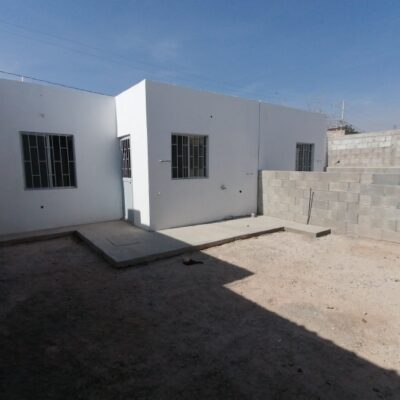 Casas Nuevas una planta, La Merced, cerca de Blvd. Laguna Sur.
