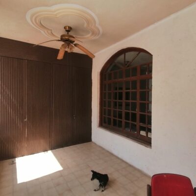 Casa Col. Nueva Los Ángeles, a media cuadra de la plaza y Col. Echavarria.