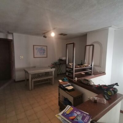 Casa Col. Nueva Los Ángeles, a media cuadra de la plaza y Col. Echavarria.