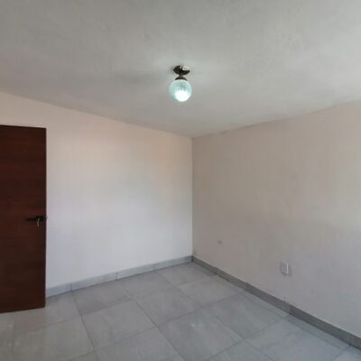 Casa totalmente remodelada en esquina, valle Oriente, a 100 Mts. del Blvd. Revolución.