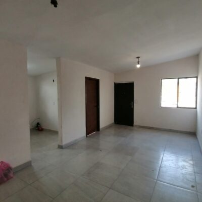 Casa totalmente remodelada en esquina, valle Oriente, a 100 Mts. del Blvd. Revolución.