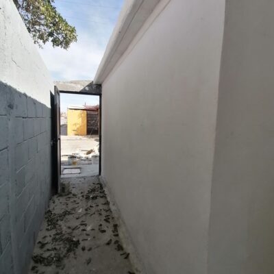 Casa totalmente remodelada en esquina, valle Oriente, a 100 Mts. del Blvd. Revolución.