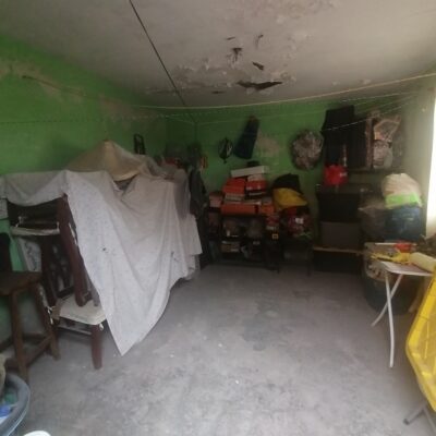 Casa en esquina 2 Plantas, ideal para Negocio, a una cuadra de la clínica IMSS 66.