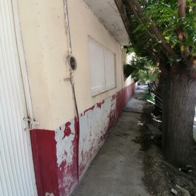 Terrenos Bardados y con techumbre, 3 lotes juntos, Col. Nueva Laguna Norte