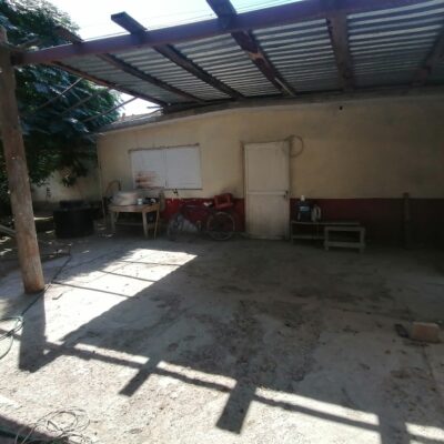Terrenos Bardados y con techumbre, 3 lotes juntos, Col. Nueva Laguna Norte