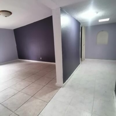 Casa muy grande, Ampl. los Angeles, a 200 mts. de Blvd. Constitución