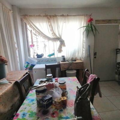Casa en Col. Centro, Frente a Bancomer de la Alameda.