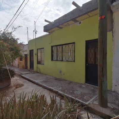 Casa en Col. Centro, Frente a Bancomer de la Alameda.