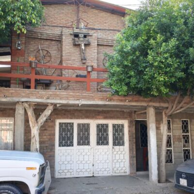 Casa de 2 Plantas, Col. Luis Echeverria, frente a la barda de peñoles…