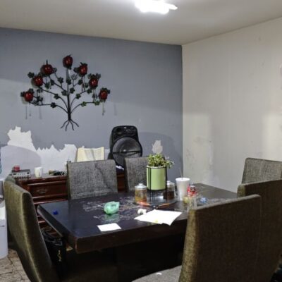 Casa de 2 Plantas, Col. Luis Echeverria, frente a la barda de peñoles…