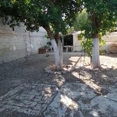 Casa con departamento, Col. Aviacion, Terreno 300m2..