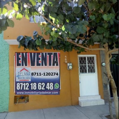 Casa 2 Plantas en Centro de Torreón, Cerca de Blvd. Independencia, Frente a Subdelegación IMSS